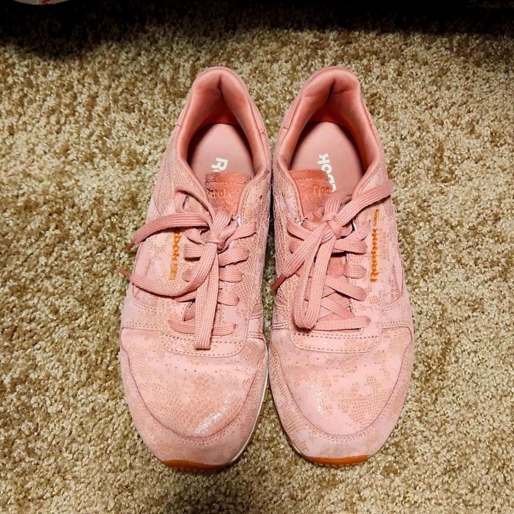 Reebok Rose Sneakers